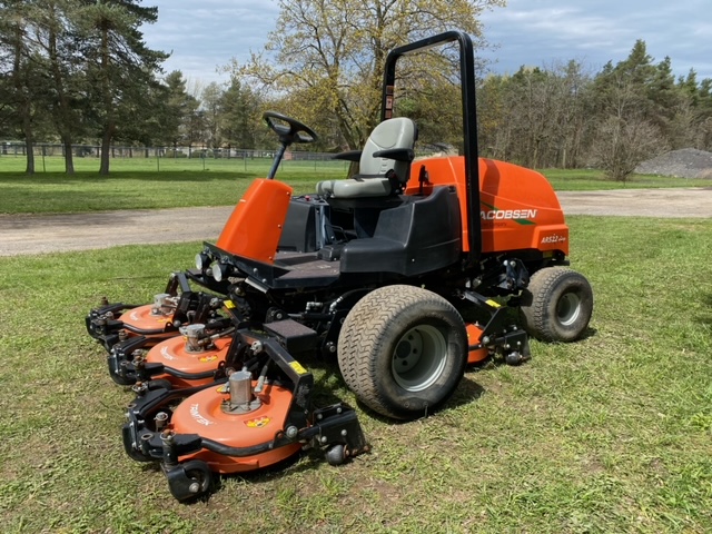 2014 Jacobsen AR522 Diesel 4WD Contouring Mower