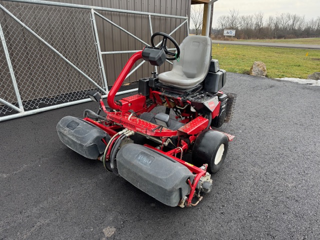 2010 Toro Greensmaster 3150 Gas 2WD Greens Mower