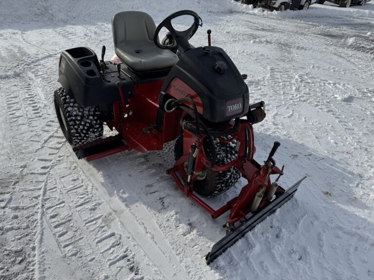 2013 Toro Sand Pro 5040 3WD Bunker and Field Rake