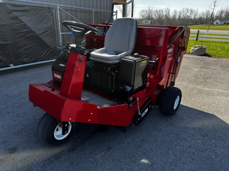 Toro 4800 Turf Sweeper