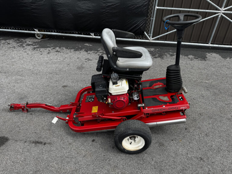 2015 Toro GreensPro 1260 Greens Roller