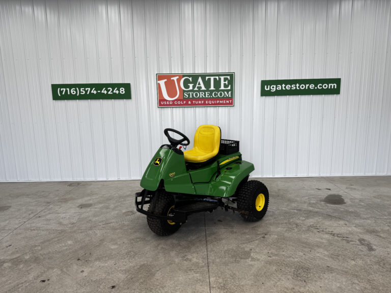 John Deere 1200H Gas 3WD Bunker and Field Rake